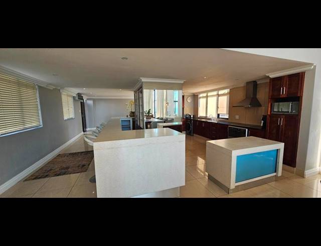 4 BEDROOM PROPERTY TO RENT IN POINT WATERFRONT